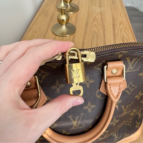 ✅AUTHENTIC✅LOUIS VUITTON ALMA PM+LOCK - Picture 12 of 16